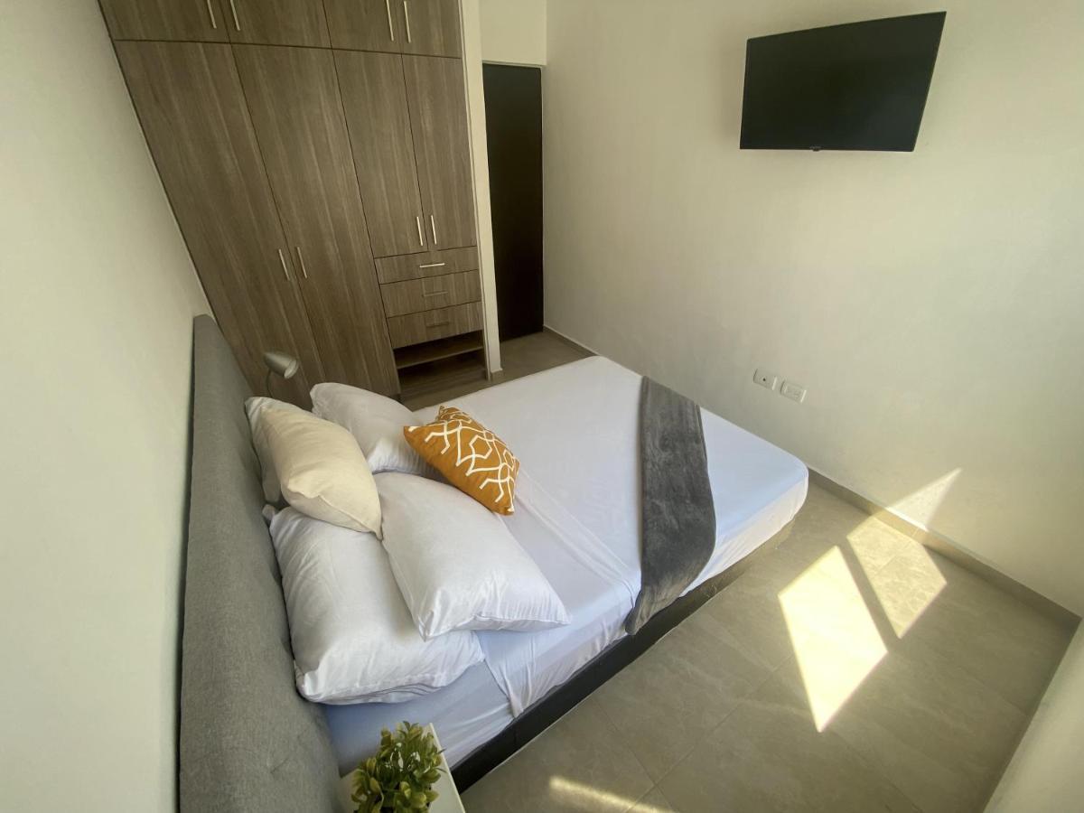 Villa Casa Familiar Cerca De La Playa Con Terraza Privada Cancún Esterno foto